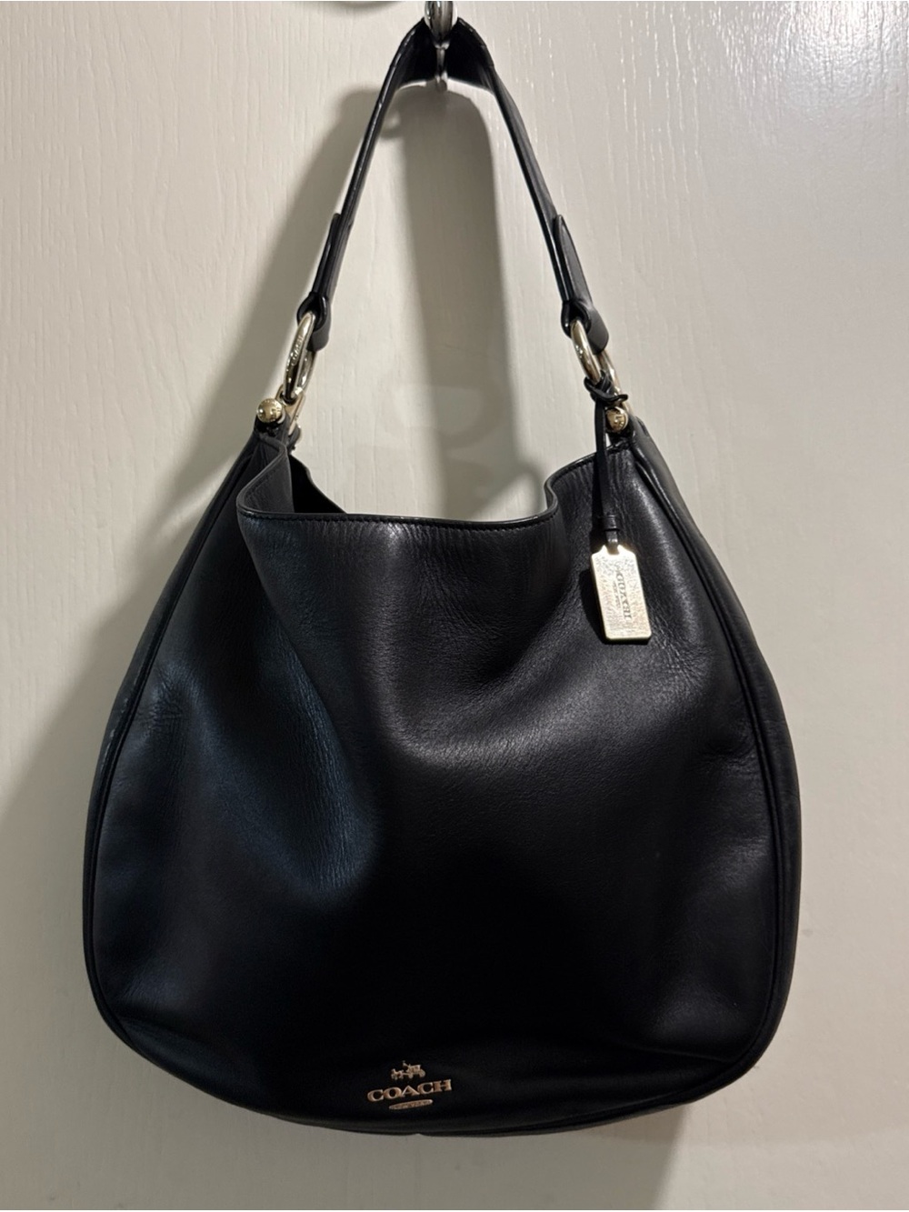 COACH Nomad Black Leather Hobo Shoulder Bag with Box gold Hardware and Box
